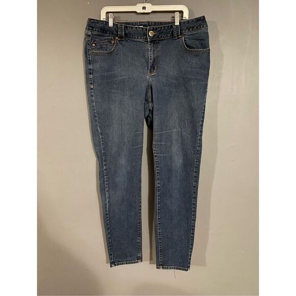 Lane Bryant Medium Wash Skinny Jeans Size 18 T - Picture 1 of 3